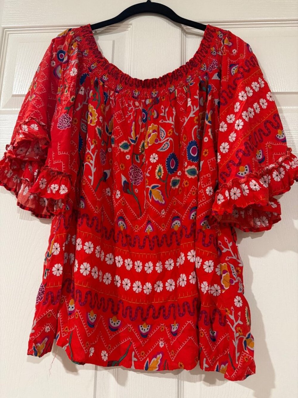 Boho Red Floral Print Off-Shoulder Top With Ruffled Sleeves Womens Size M